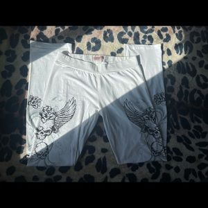 Skull print yoga pants